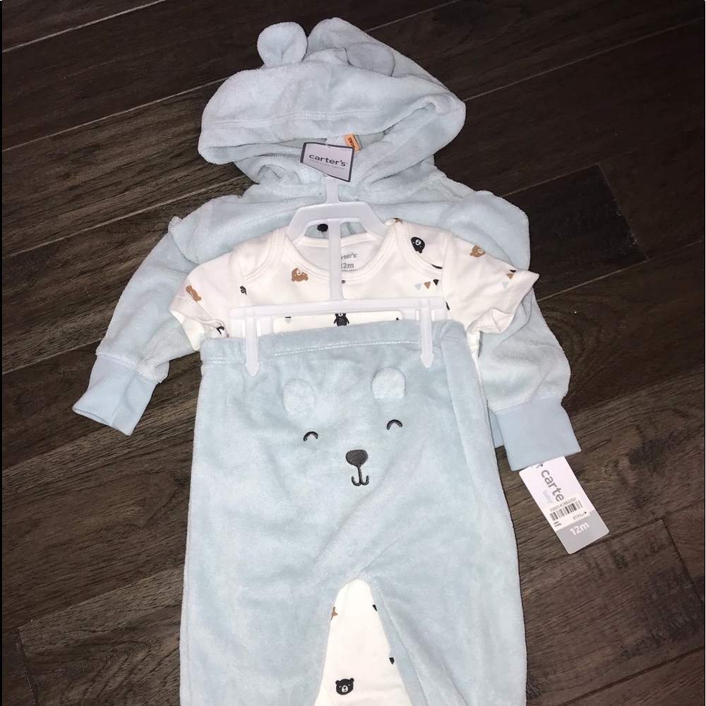 Carter’s Baby boy 3 piece set 12 months